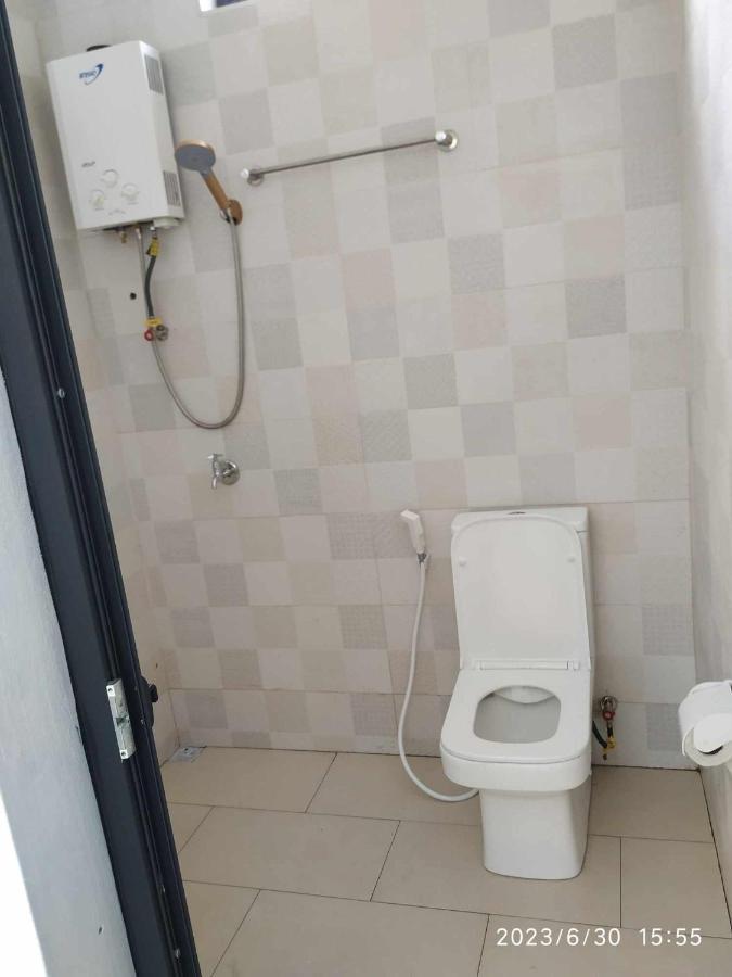 A 7 * Quartier Militaire
